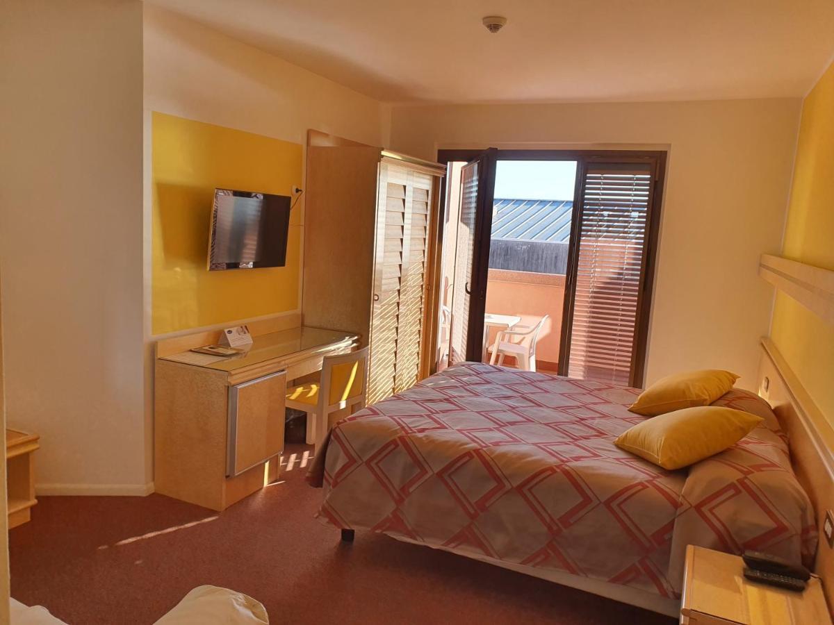 Hotel Antares 格拉多 外观 照片