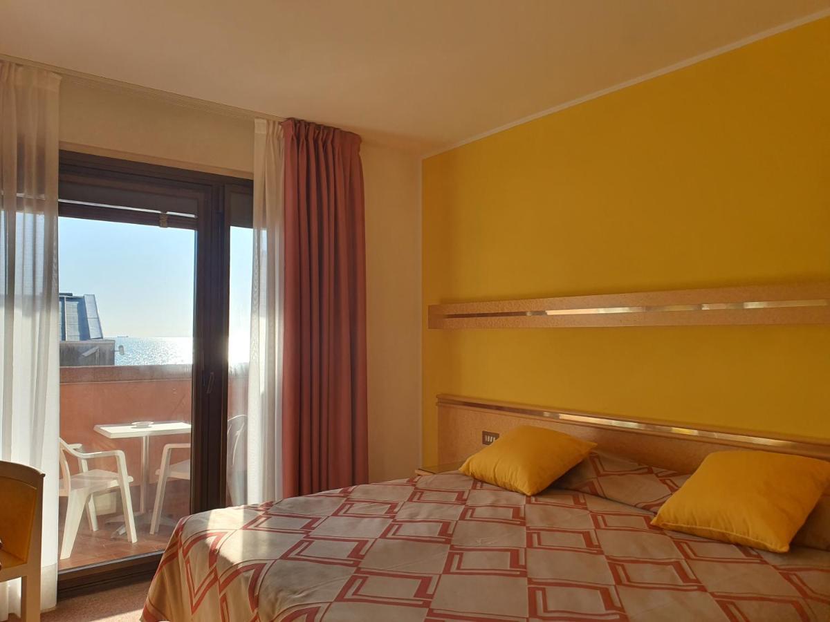 Hotel Antares 格拉多 外观 照片