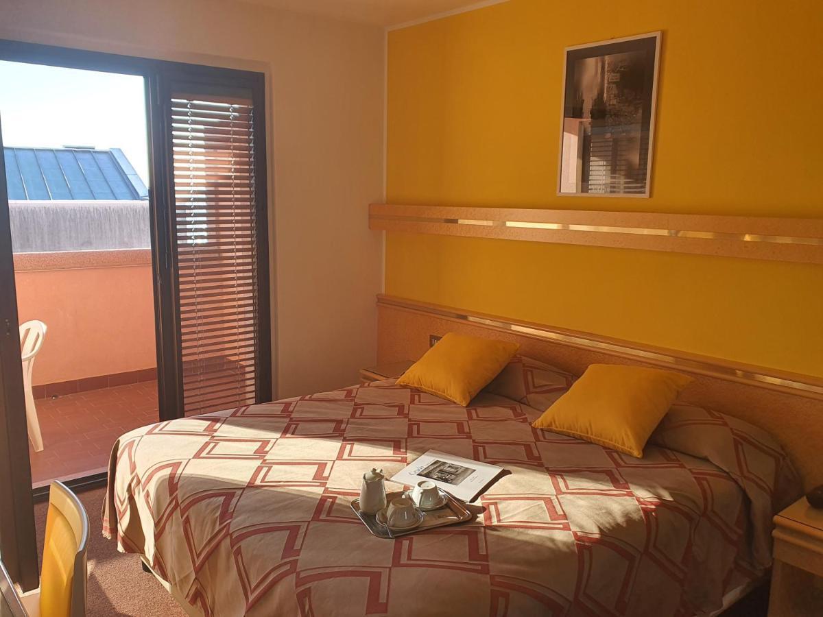 Hotel Antares 格拉多 外观 照片